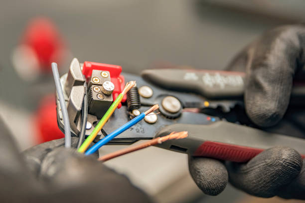 Best Ceiling Fan Installation Electrician  in Dry Ridge, OH
